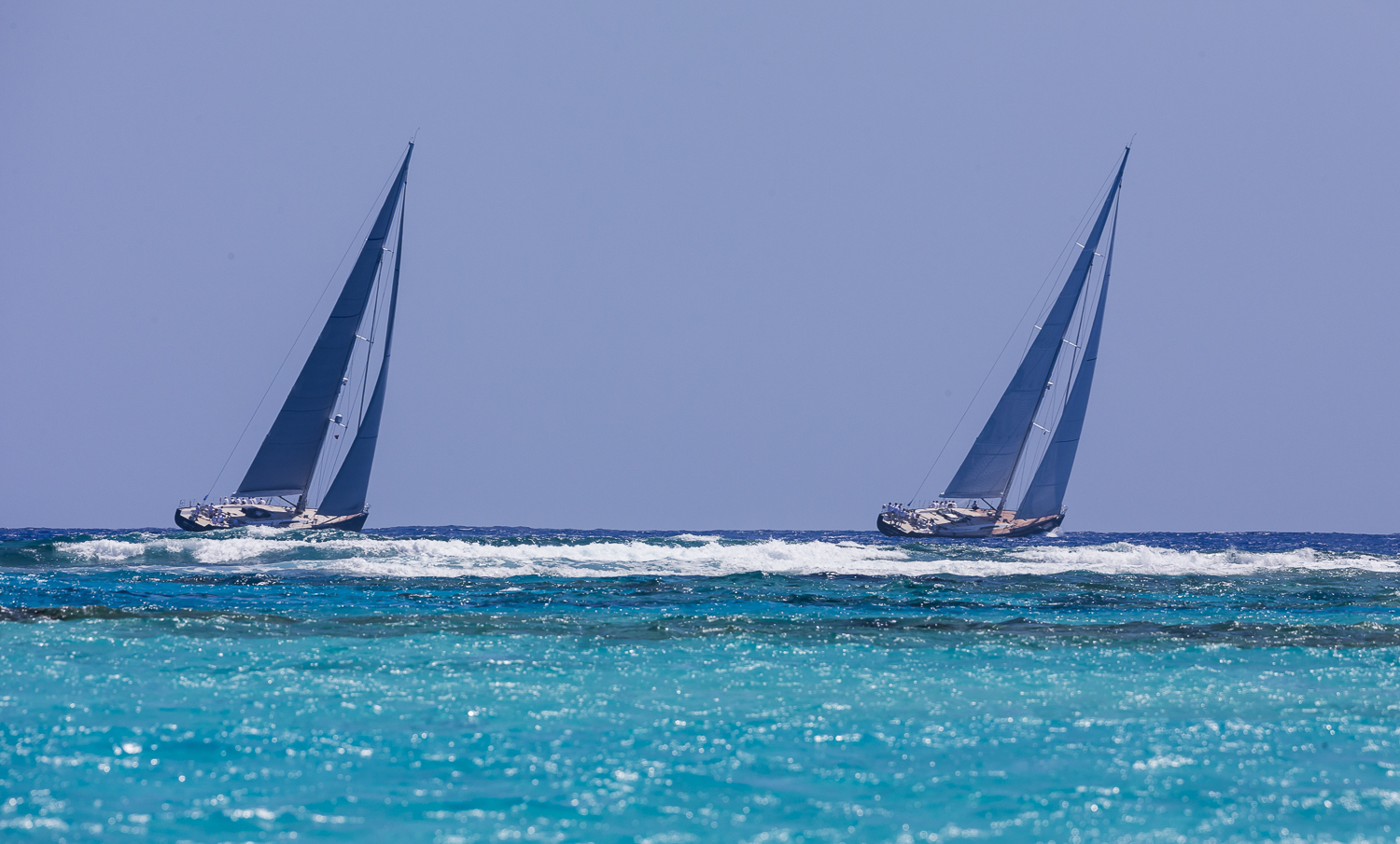 UNA FLOTTA MAESTOSA PER LA LORO PIANA CARIBBEAN SUPERYACHT REGATTA & RENDEZVOUS 2016 - News - Yacht Club Costa Smeralda