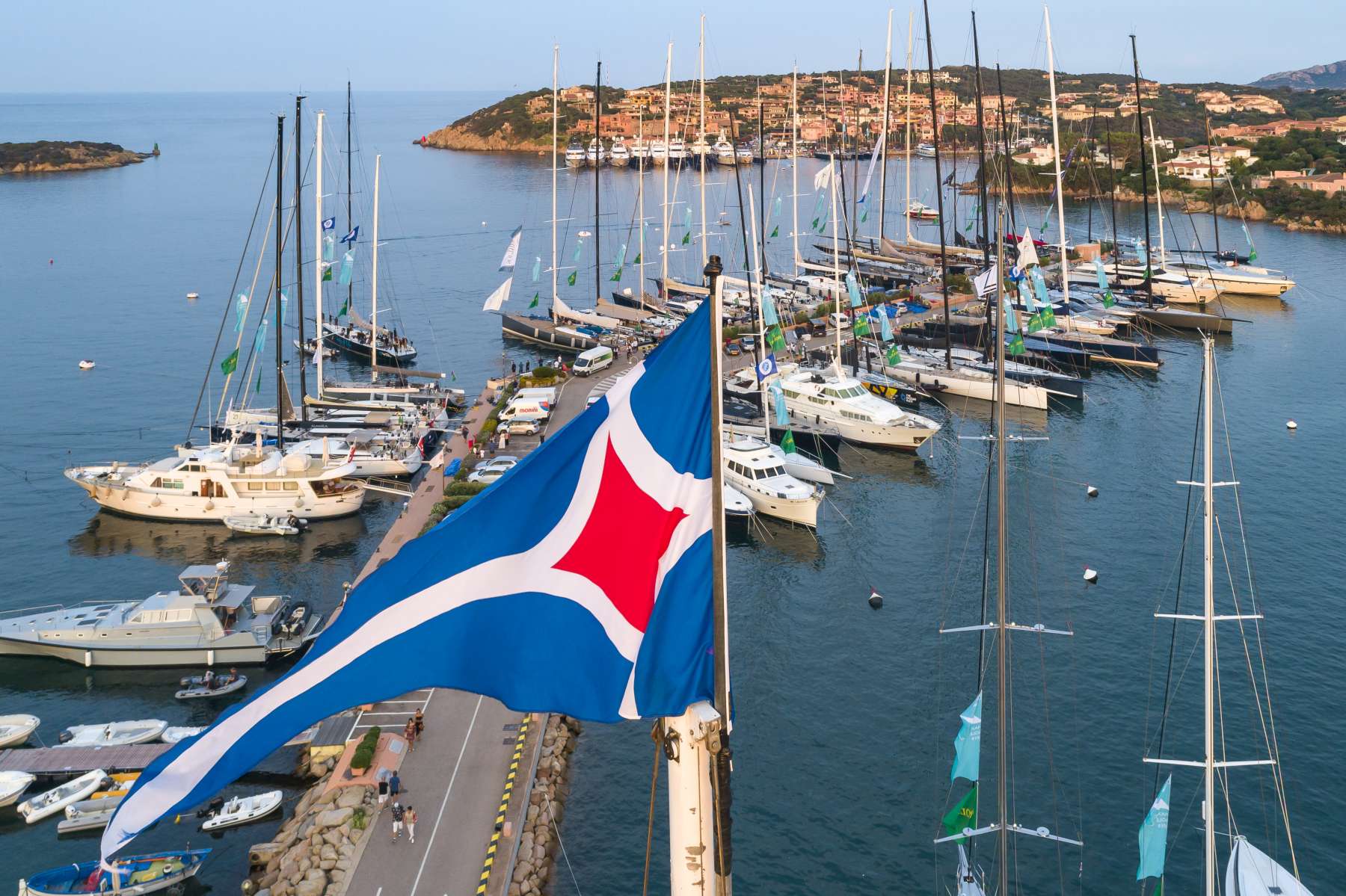 Lo YCCS riparte in sicurezza - NEWS - Yacht Club Costa Smeralda