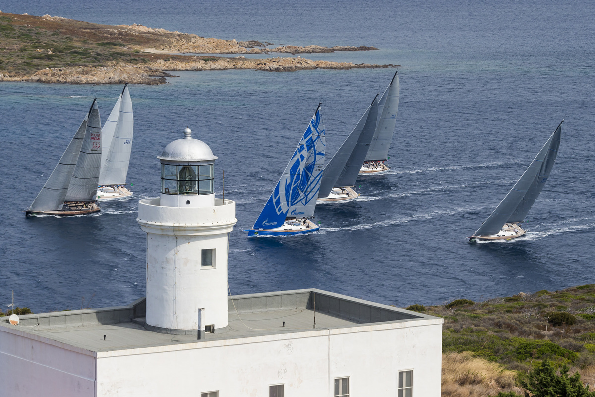 ROLEX SWAN CUP - BANDO DI REGATA ONLINE - NEWS - Yacht Club Costa Smeralda