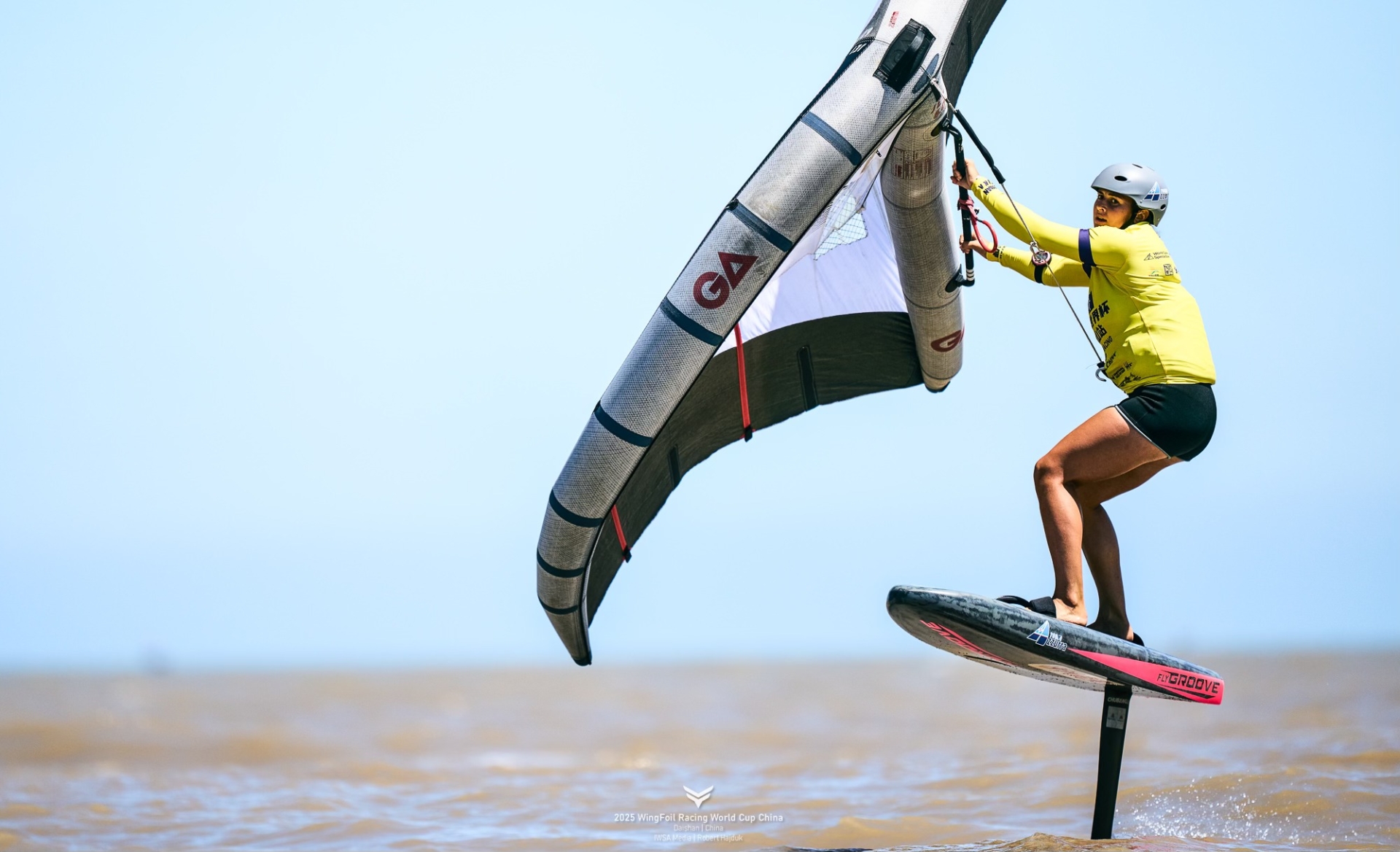 Maddalena Spanu wins the Chinese stage of the WingFoil Racing World Cup - News - Yacht Club Costa Smeralda