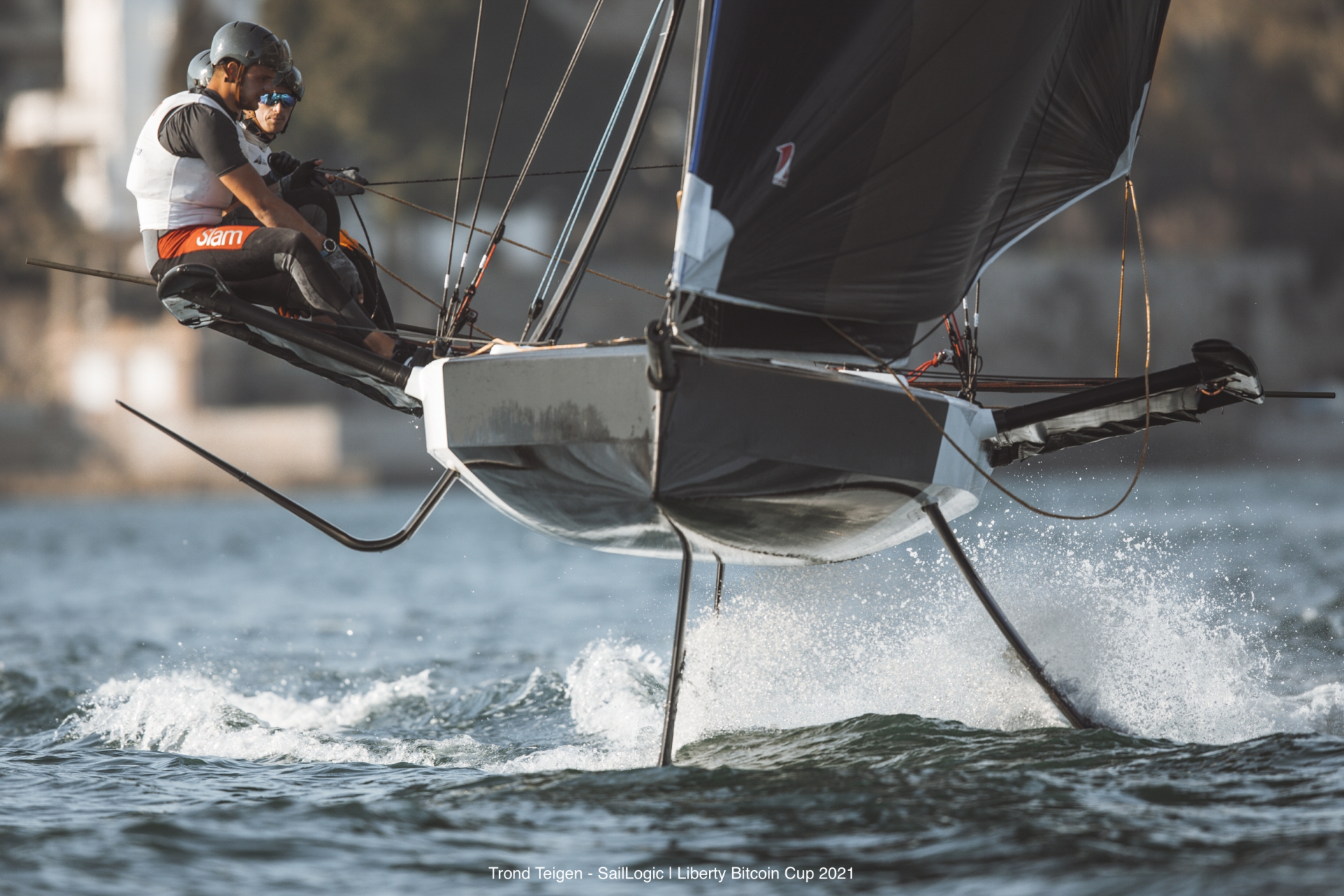 Youth Foiling Gold Cup: dopo la seconda giornata Young Azzurra è seconda nella classifica generale provvisoria - NEWS - Yacht Club Costa Smeralda