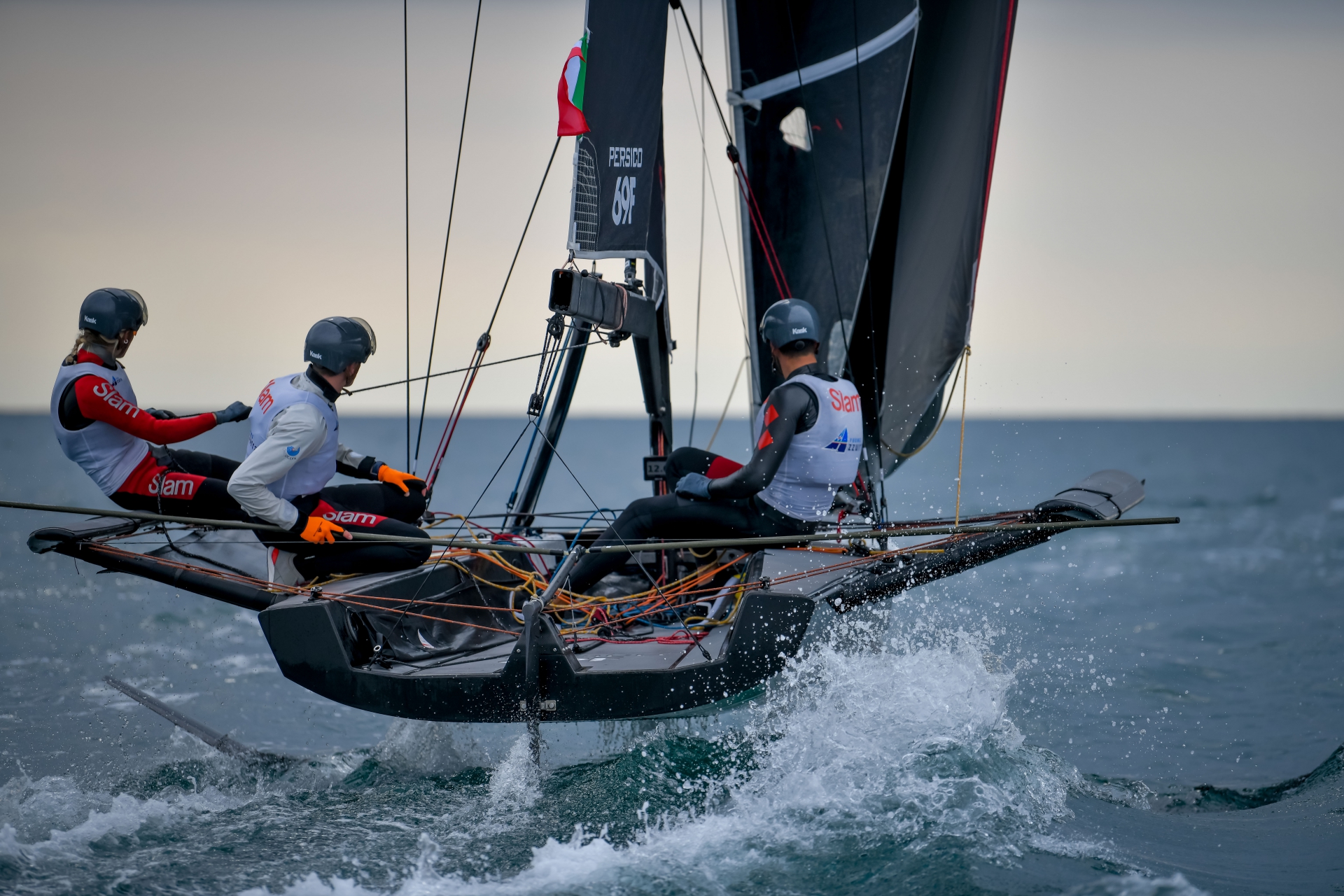 Young Azzurra guida la classifica provvisoria del primo turno dei knock out - NEWS - Yacht Club Costa Smeralda