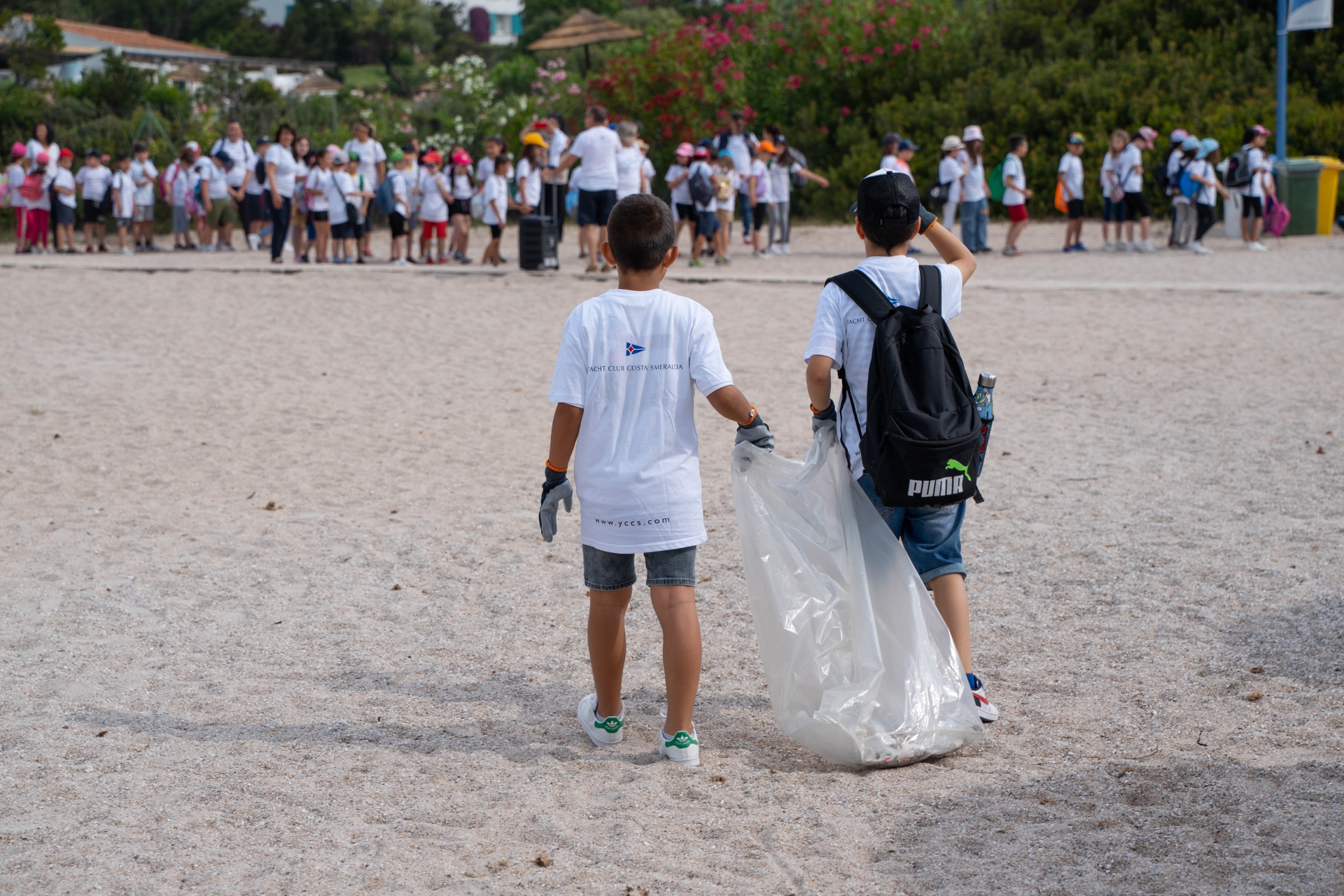 Over 160 People attend 6th Edition of  YCCS Clean Beach Day - NEWS - Yacht Club Costa Smeralda