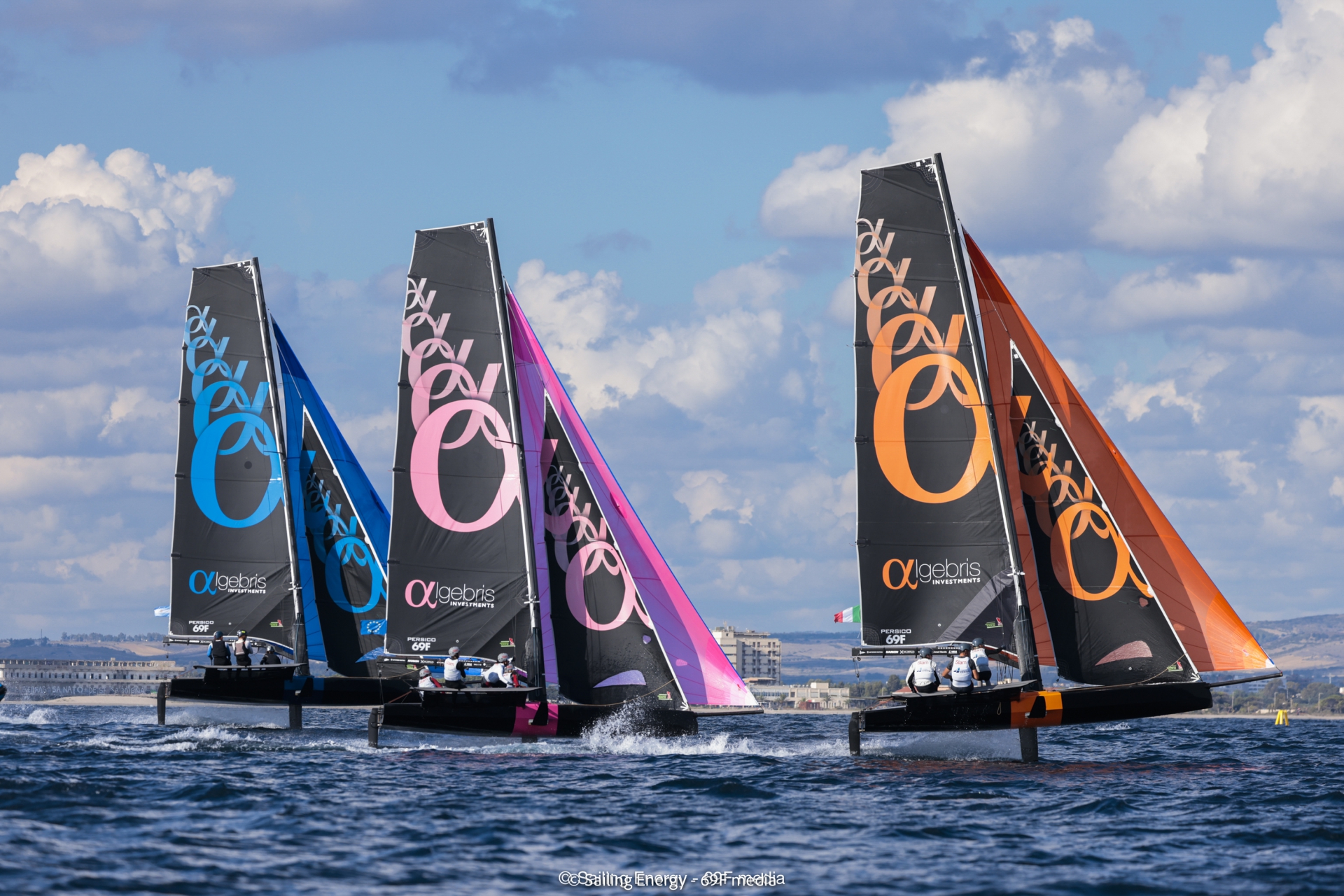 Youth Foiling Gold Cup Act 3, Young Azzurra flies through the knockouts and touches down in the Finals - NEWS - Yacht Club Costa Smeralda