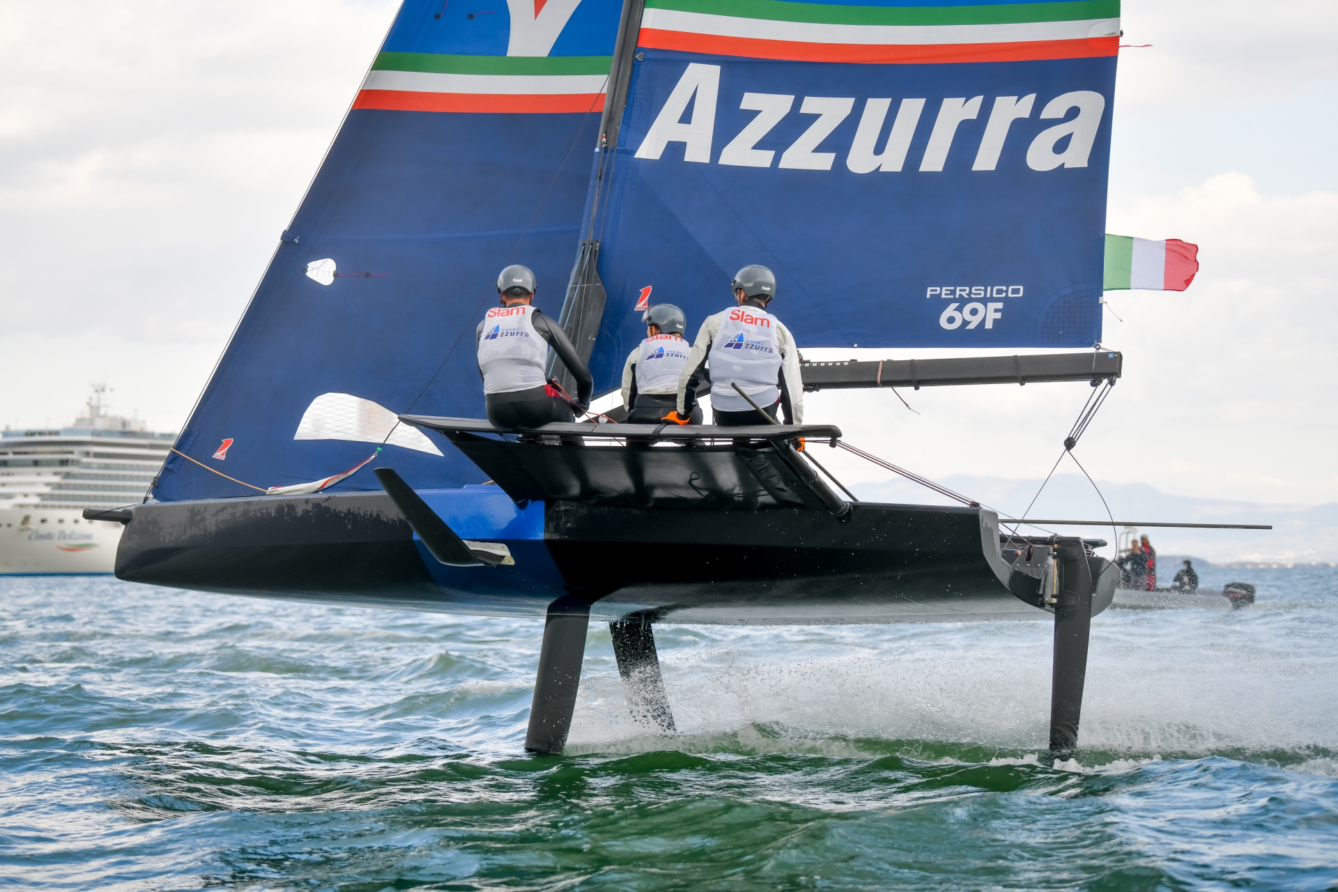 Youth Foiling Gold Cup: positive second day of finals for Young Azzurra - News - Yacht Club Costa Smeralda