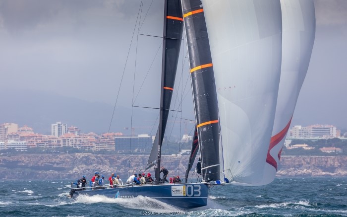 AZZURRA IS FIGHTING TO HOLD ON TO HER TOP POSITION IN PORTUGAL - NEWS - Yacht Club Costa Smeralda