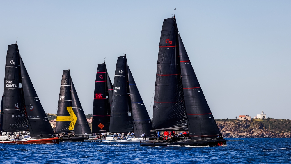 April Portfolio - Cape 31 Med Round 1 - Magazine - Foto 25 - Yacht Club Costa Smeralda
