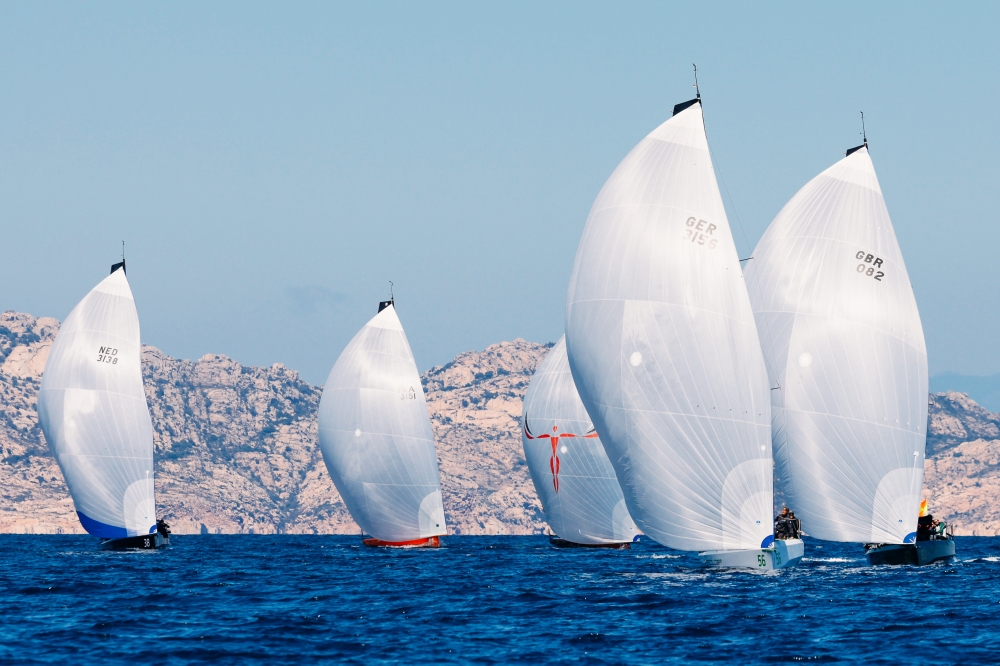 April Portfolio - Cape 31 Med Round 1 - Magazine - Foto 7 - Yacht Club Costa Smeralda
