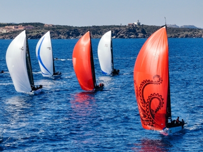 April Portfolio - Cape 31 Med Round 1 - MAGAZINE - Yacht Club Costa Smeralda