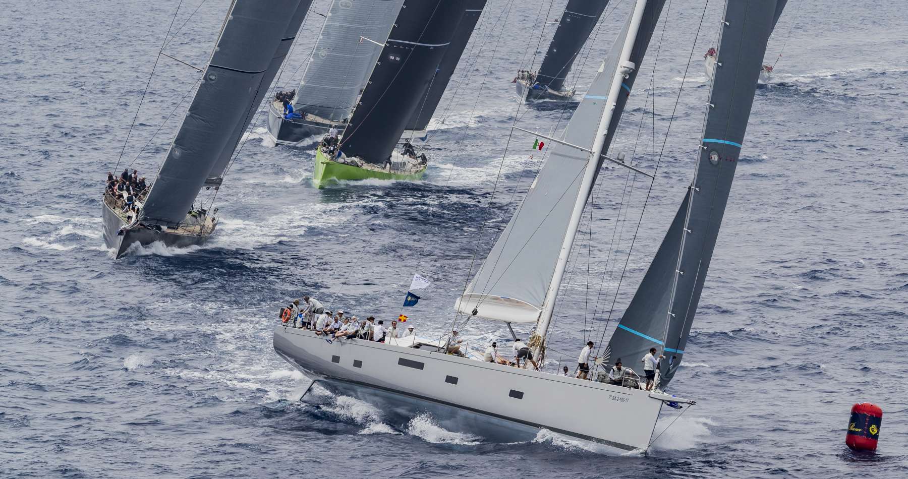 Loro Piana Superyacht Regatta, si delinea la classifica  - Comunicati Stampa - Yacht Club Costa Smeralda