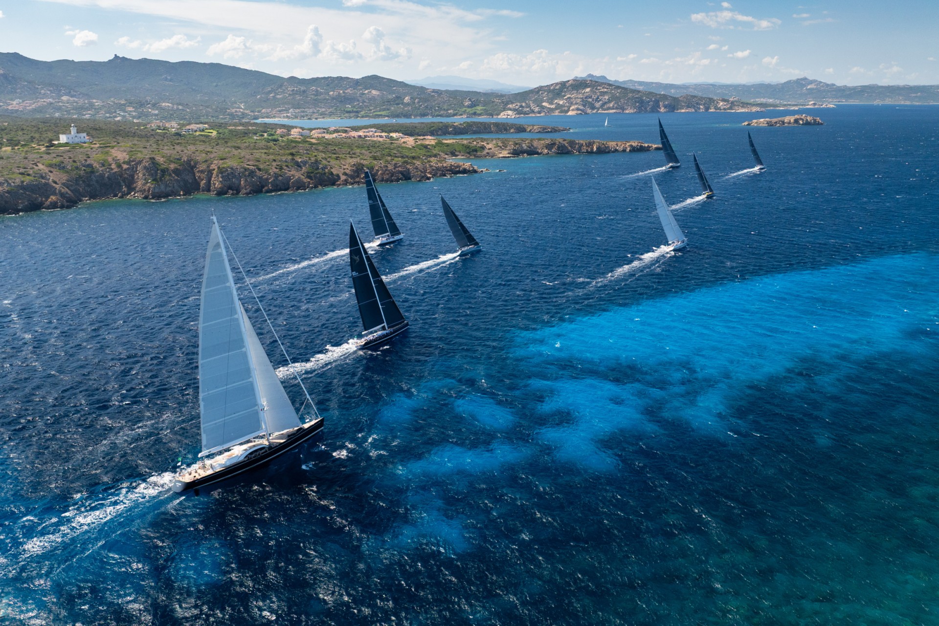 Champagne sailing nella seconda giornata della Rolex Swan Cup - News - Yacht Club Costa Smeralda