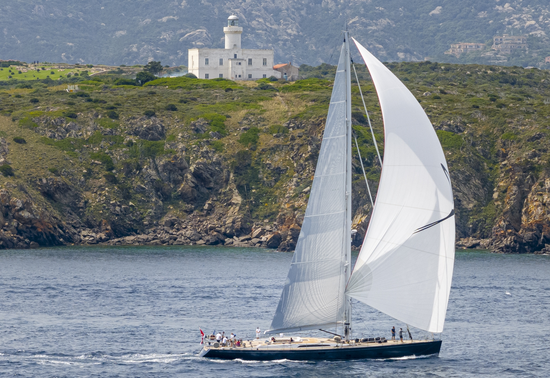 Giorgio Armani Superyacht Regatta, Inoui and V lead their respective classes - Press Release - Yacht Club Costa Smeralda