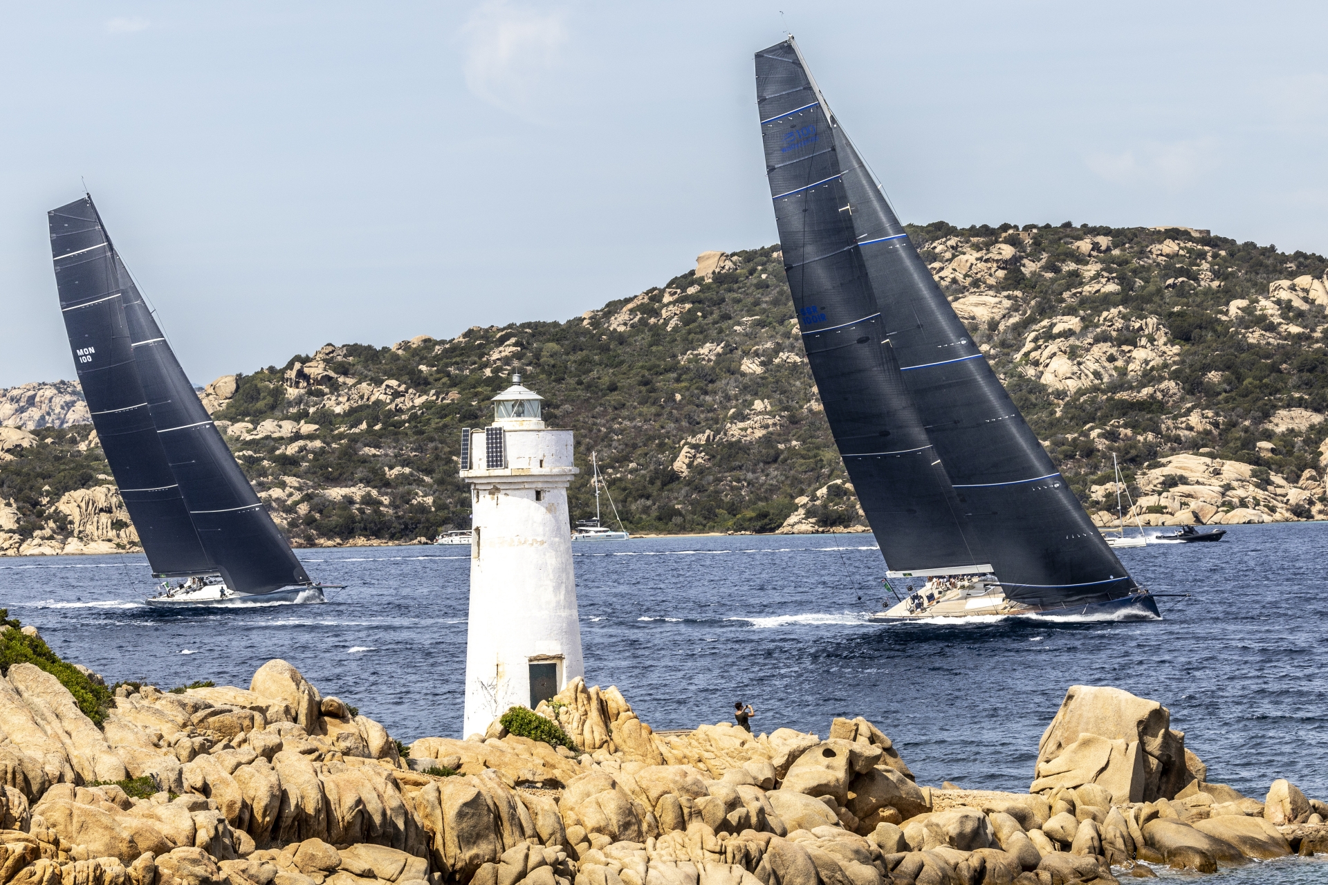 Vento perfetto per l’avvio della 33^ Maxi Yacht Rolex Cup - News - Yacht Club Costa Smeralda