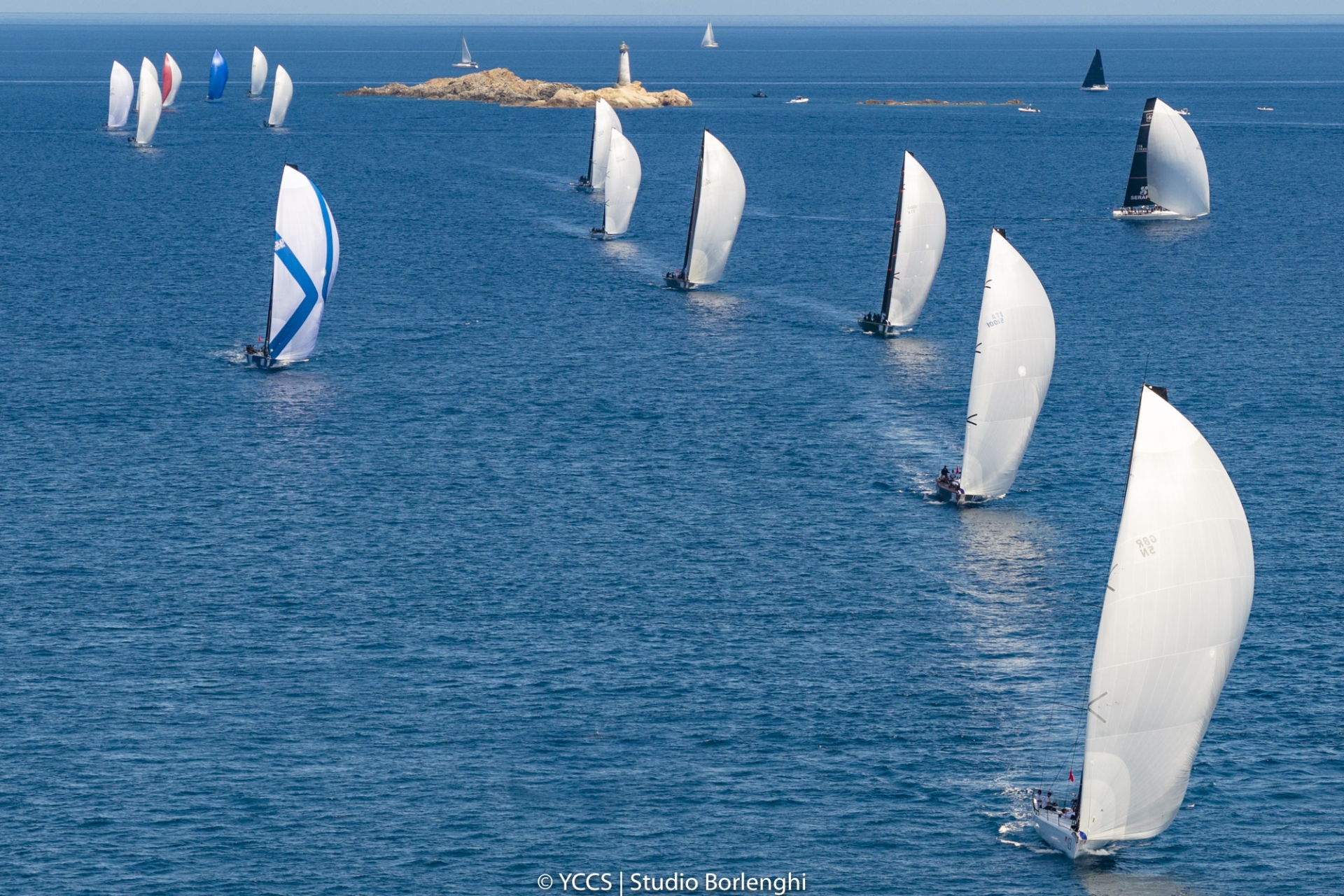 Il team del Royal Ocean Racing Club vince la Range Rover Sardinia Cup 2026 - News - Yacht Club Costa Smeralda