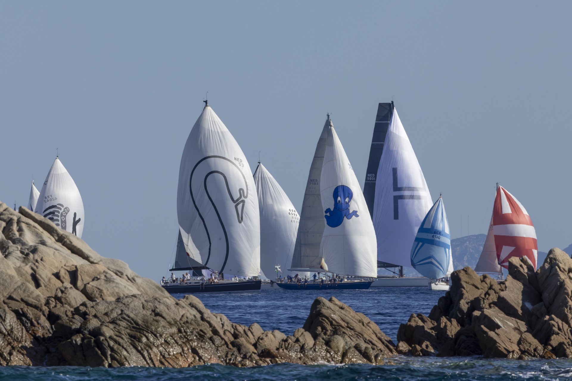 Partita la Rolex Swan Cup con la flotta record di 170 barche - News - Yacht Club Costa Smeralda