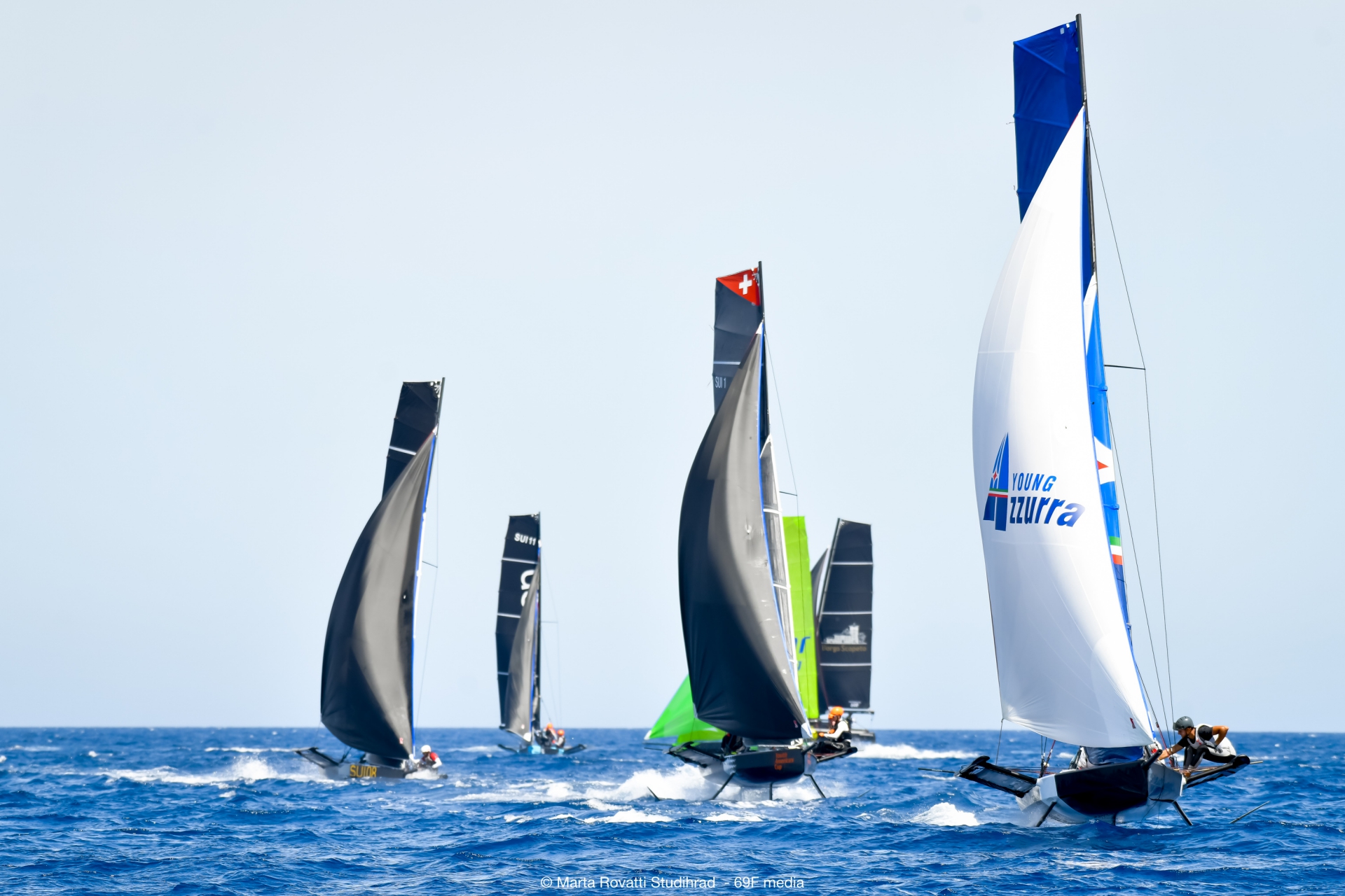 Today was the first day of racing at the Persico 69F Grand Prix 2.1, the Swiss team Okalys Youth Project is in the lead - NEWS - Yacht Club Costa Smeralda